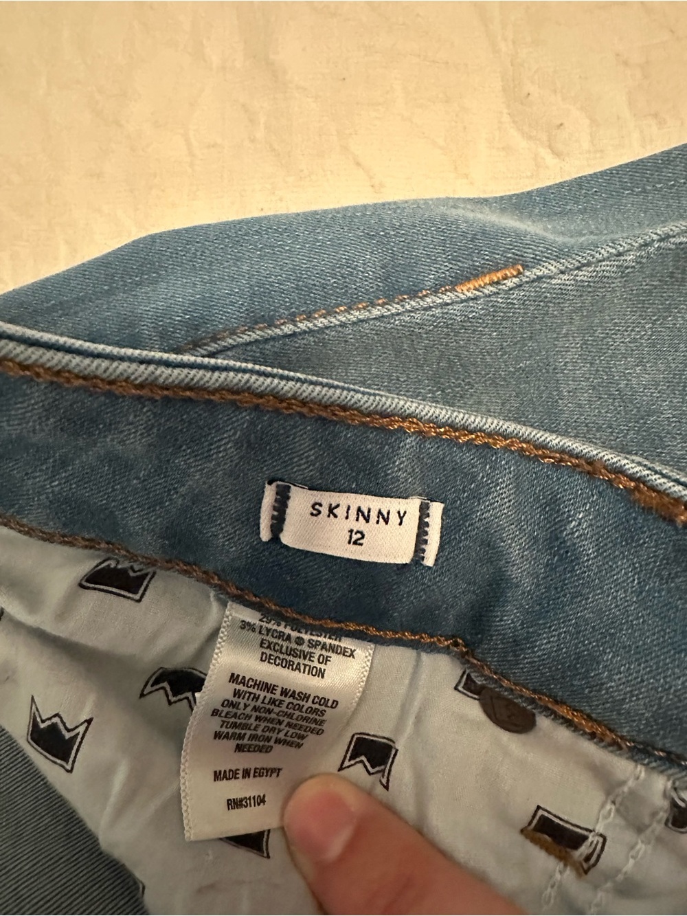 Jeans - Picture 3 of 4